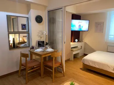 Gallery image of Taylor Swift - inspired Staycation in Azure in Manila