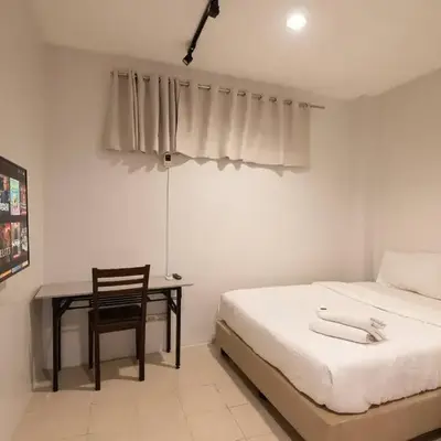 JP Santiago Studio Makati J304