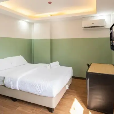 St. Marvin Studio Makati M306
