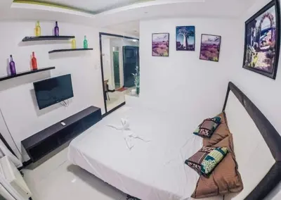 Gallery image of Birch Tower Malate Suites in Manila
