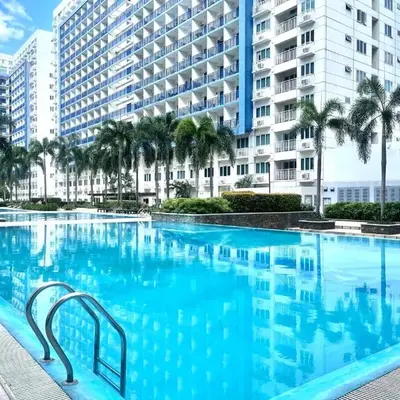 PinkDoorZ MOA Staycation at SEA Residences