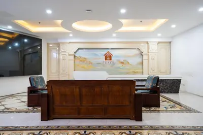 Gallery image of Home me Hotel Makati in Manila