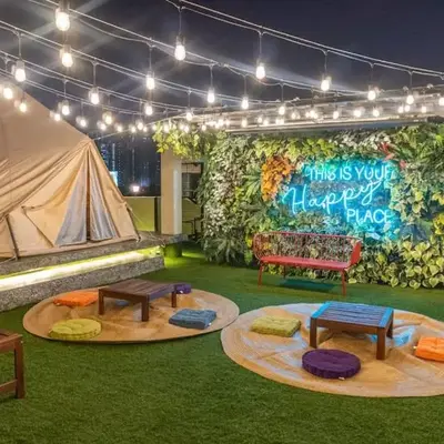 Maria Deck Urban Glamping