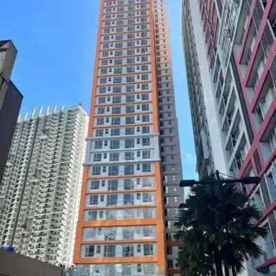 Milia Condo w/ Free use of Swimming pool & Gym