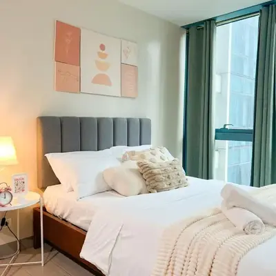 Bgc Condo Near Uptown Mall