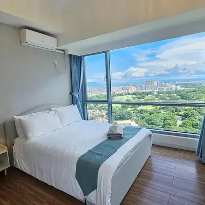 The Infinity Towers in BGC - Spectacular 2BR near Hight Street