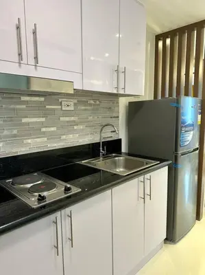 Gallery image of EL Condo Shore Residences in Manila
