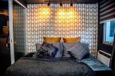 Gallery image of Azure Staycation by Solace Peak 1BR in Manila