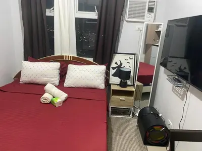 Gallery image of URBAN DECA Staycation in Manila
