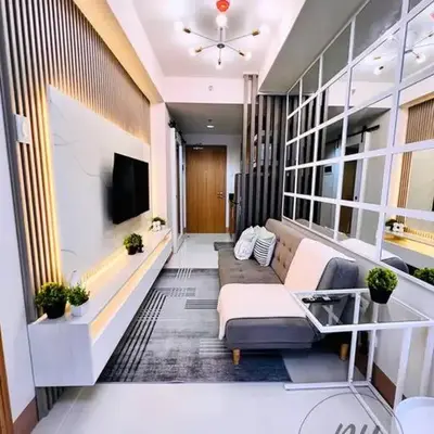 Minimalist and Serene 1BR Condo Unit near MOA
