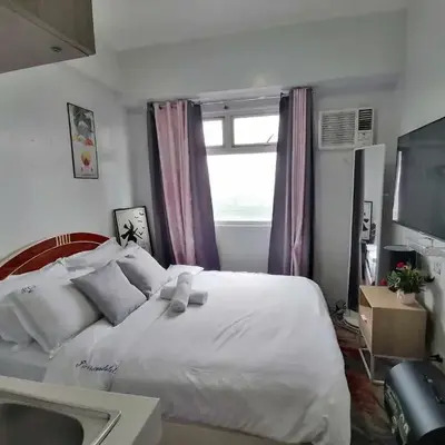 Dens condotel Metro Manila