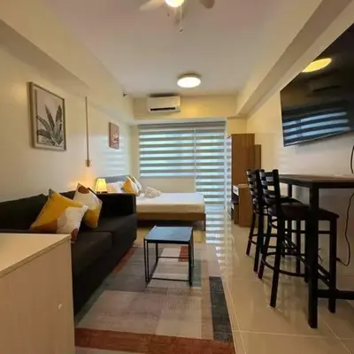 The Suite Life - Level 42 at Makati