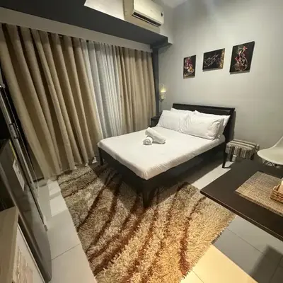 Cozy Room with Citiview at Greenbelt Makati