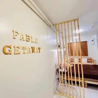Fablo Getaway beside EK