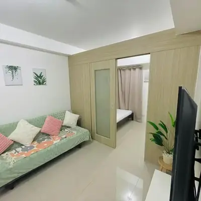 Condo at Shore 1 with Netflix