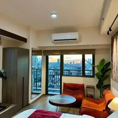 Prime End Sunset View Unit in Makati