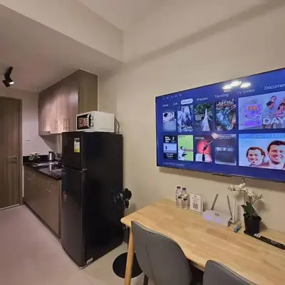 1BR Condotel with Balcony at FAME Residences #FM62
