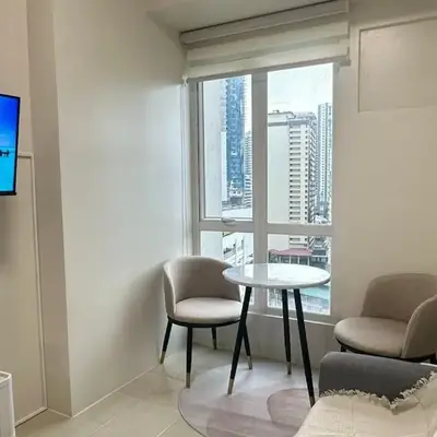 Welcome to Jade Place at Pioneer Woodlands