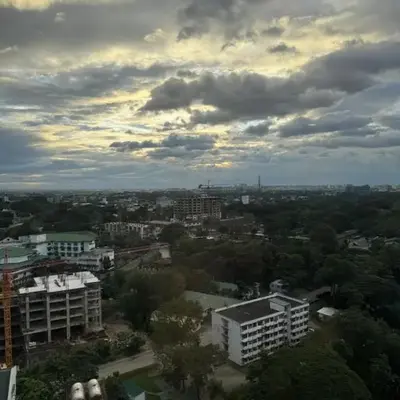 1BR Condo Near Venice Canal & BGC with Great View - 20k