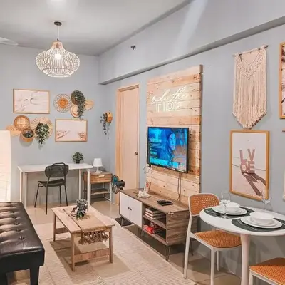 Luxury 2br in Makati with Billiard & Netflix