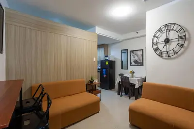Gallery image of Shore Residences Tower D - 2 Bedroom with Pool view Near Moa and Naia in Manila