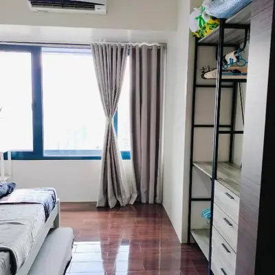 Cozy & Stylish Staycation and Netflix - WiFi and Pool