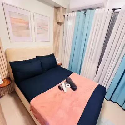 Cozy Suite Pool View in Shore 2 Residences near SM MOA