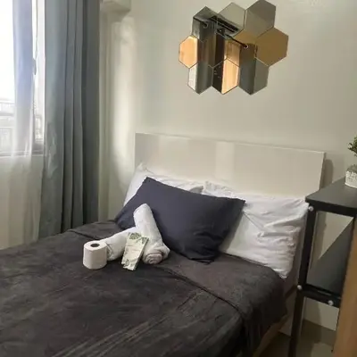 Chic Urban Retreat near mall of asia