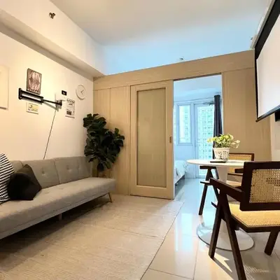 Jazz Residence T2 Rm 405 Homey Muji Inspired Staycation Big Screen Cinema