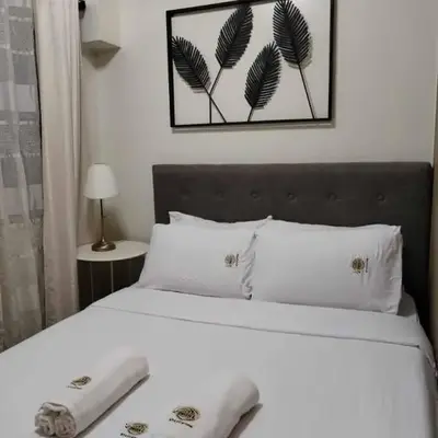Qween E Choice 2 Qween bed Condo