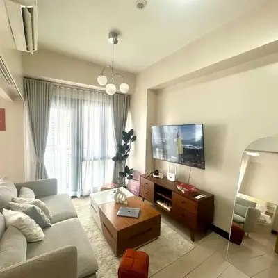 Cozy 1BR at Greenbelt Hamilton Makati