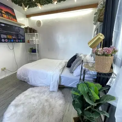 Stylish unit in Ortigas near podium & holiday inn