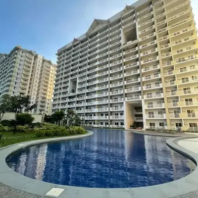 The Atherton by DMCI- 2BR FREE PARKING
