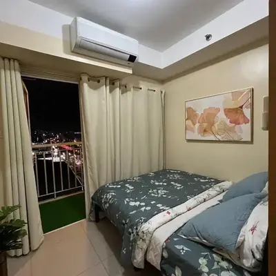 SKYLINE by JK Suites