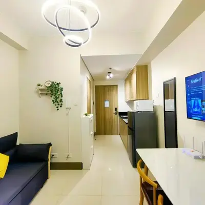 1BR Condotel with Balcony at FAME Residences #FM24-1