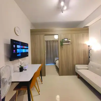 1BR Condotel with Balcony at FAME Residences #FM47-1