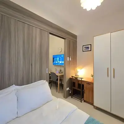 1BR Condotel with Balcony at FAME Residences #FM64-1