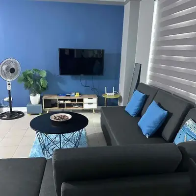 Phebs 2bedroom Posh Condo in the heart of Makati