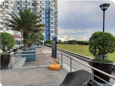 Gallery image of Relax in style with fast WIFI Netflix in Manila