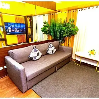 2 Bedroom Green Yellow luxury 5549 Makati 300Mb swim