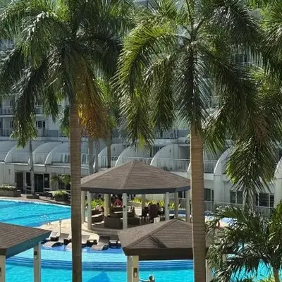 Spacious Condo at Shell Residences