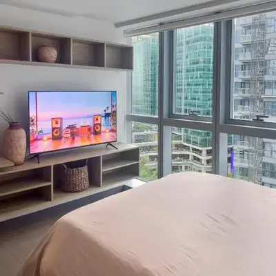 Modern 1BR BGC Uptown View