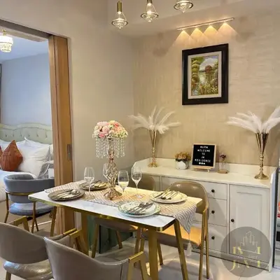 Luxurious & Elegant Unit in Parksuites BGC