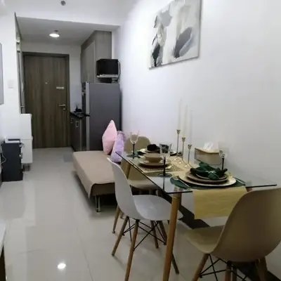 Vistaro Stays at Fame Residences