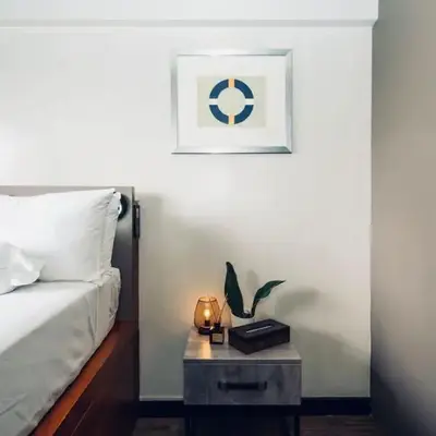 Functional stay near airport
