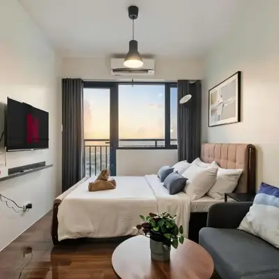 Makati Penthouse Studio with City Views