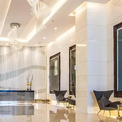 High Rise 2br In the Makati Skyline with KTV Pools