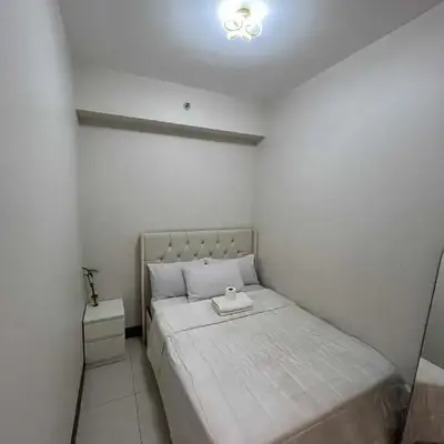 2 bedroom modern unit