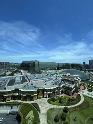 an aerial view of a large building with buildings at Luxurious Modern 2 Bedrooms Facing Manila Bay Sunset, Airports, Okada, Solaire, MOA with free parking in Manila
