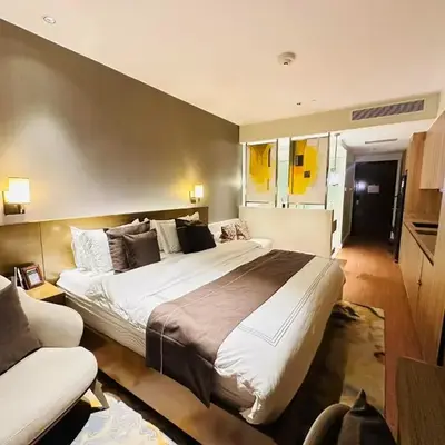 RBR LUX at Novotel Manila Hotel Residences Acqua